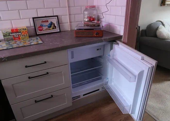 Victorian Farrar * York